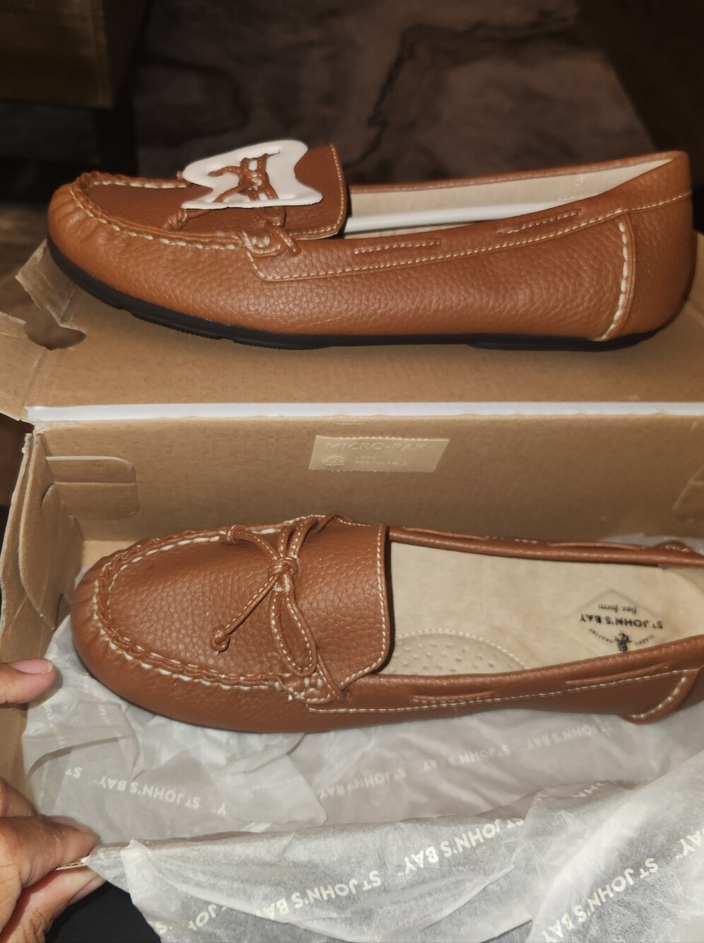 St. John's Bay Brown Leather Moccasin cognac Loafers - Women's 9 W NIB